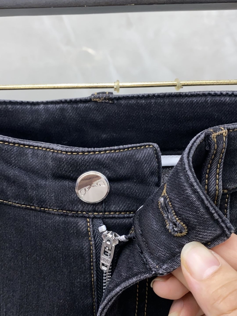 F**di jeans